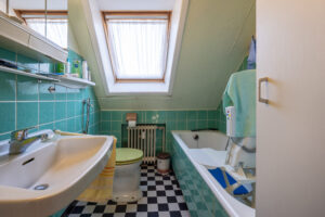 Badezimmer Wohnung OG