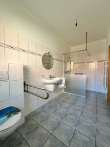Badezimmer (Einliegerwohnung)