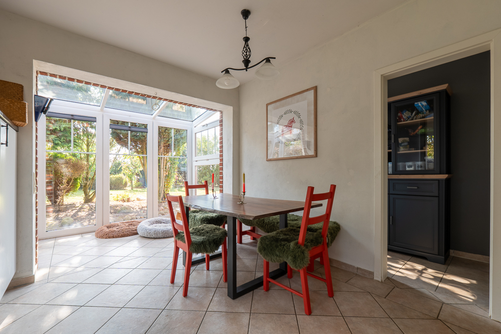 Küche mit Abstellkammer Einfamilienhaus