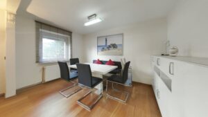 Wohn- und Esszimmer_