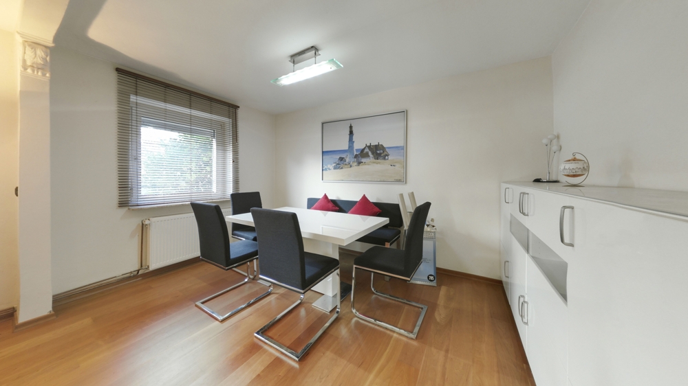 Wohn- und Esszimmer_