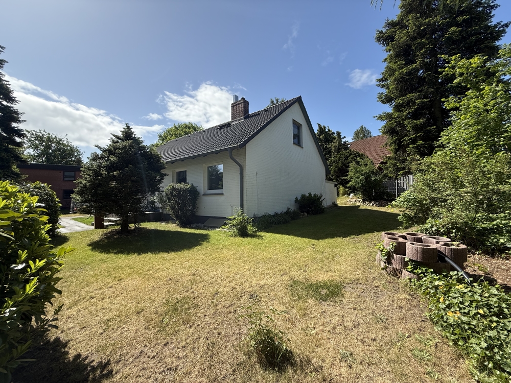 Außenansicht und Garten