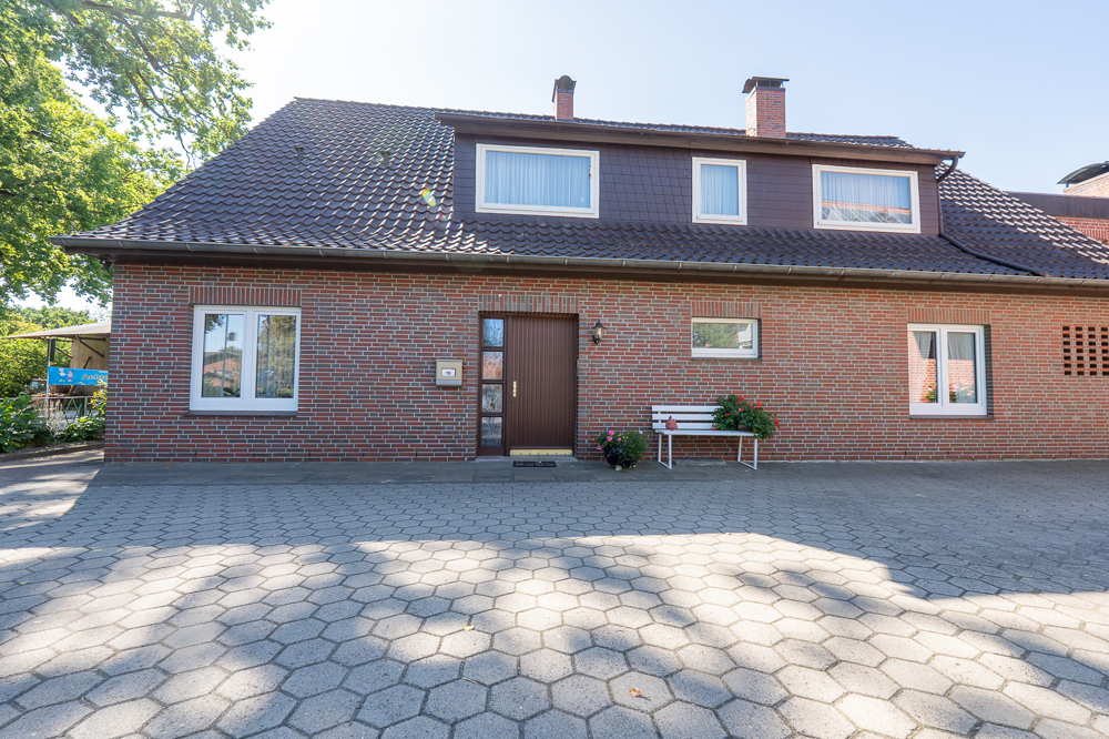 Haus 10, Außenansicht