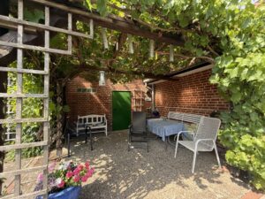 Haus 10, Terrasse Wohnung EG