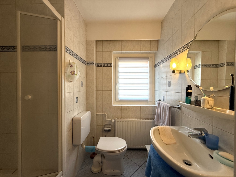 Haus 10, Badezimmer 2 OG