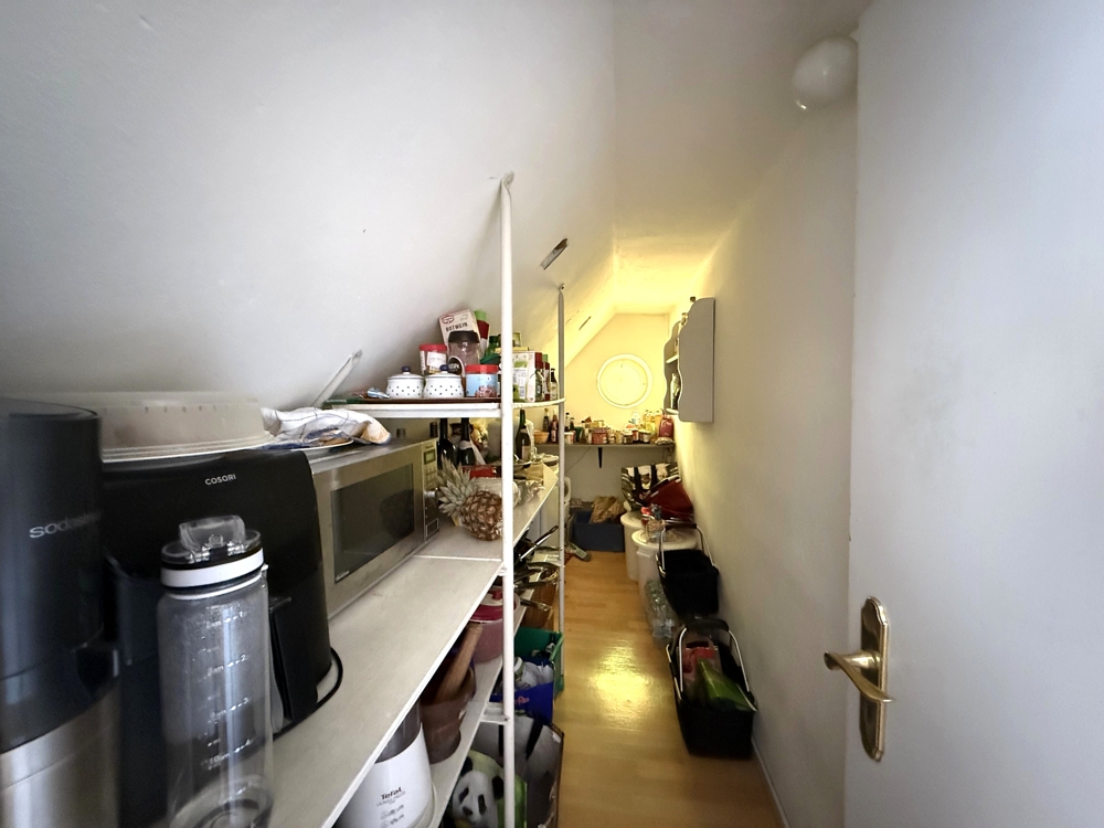 Haus 10, OG Speisekammer