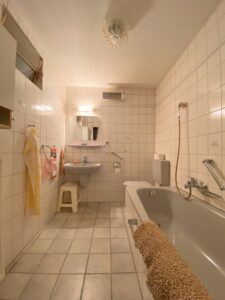 Hauptbadezimmer