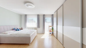 Zimmer mit Balkon OG