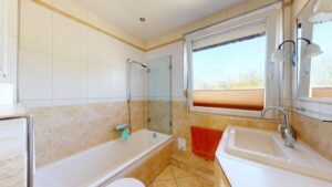 Badezimmer OG