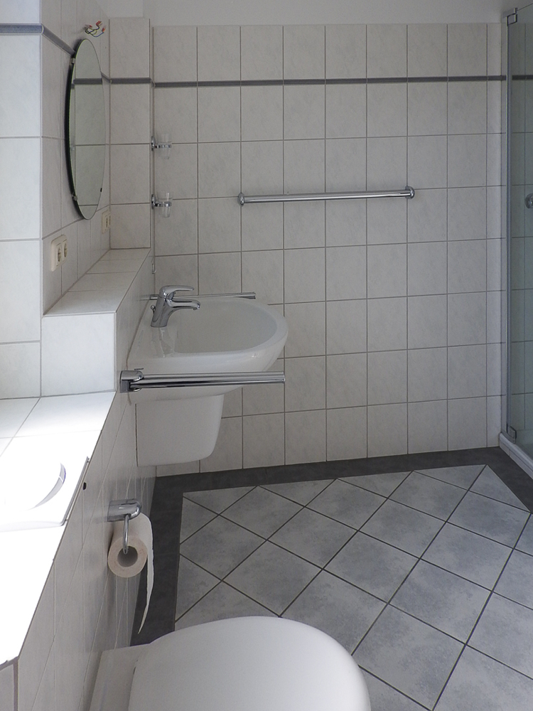 Badezimmer Ansicht 2