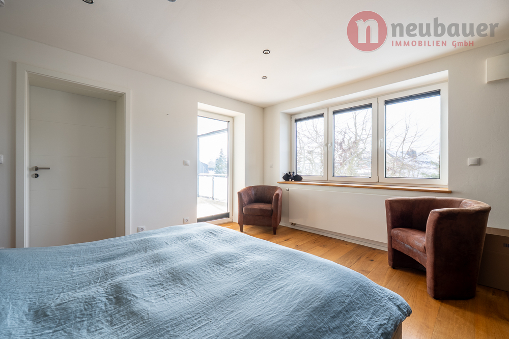 Schlafzimmer OG