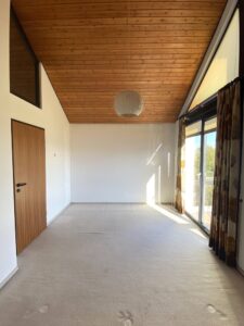 Schlafzimmer mit Balkon