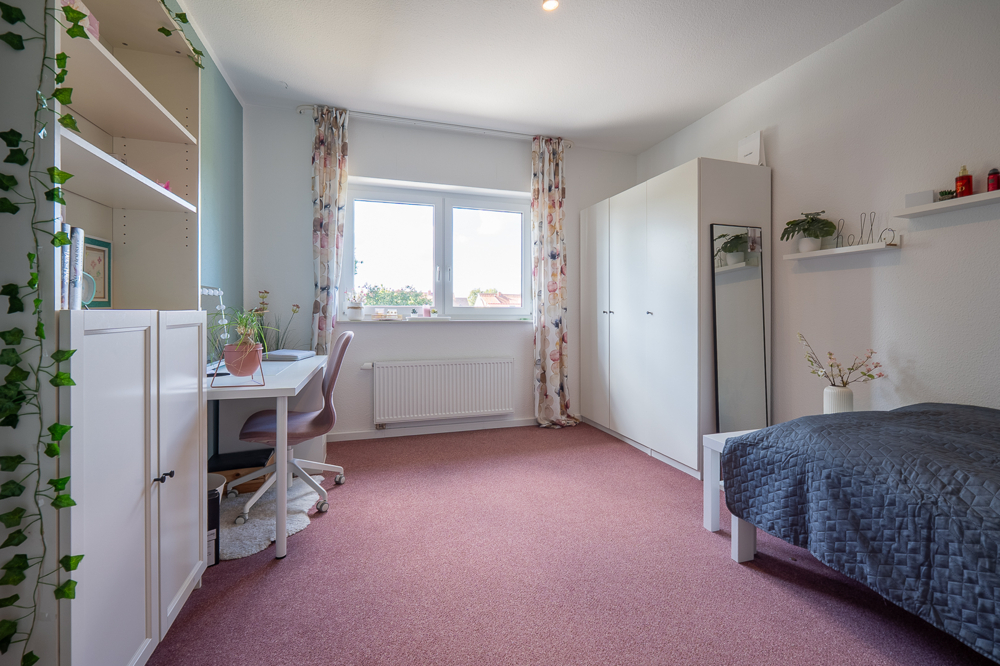 Schlafzimmer 2