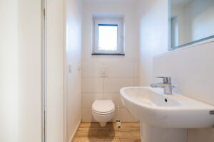 Badezimmer EG