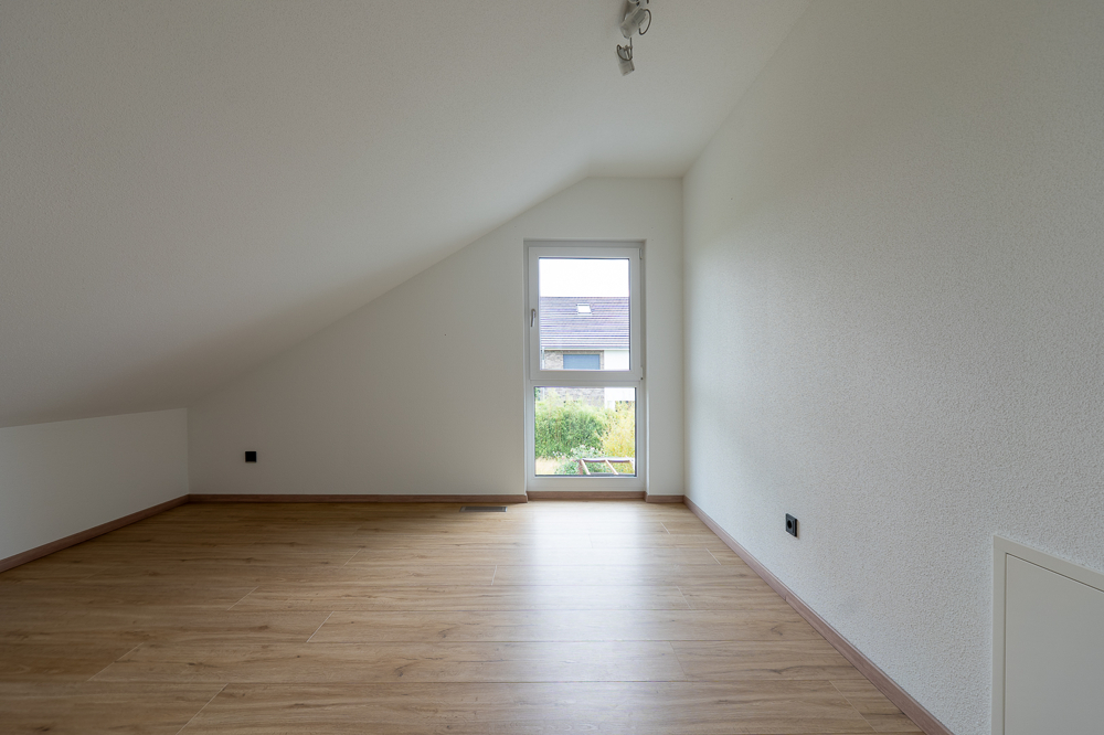 Zimmer 3 (OG)