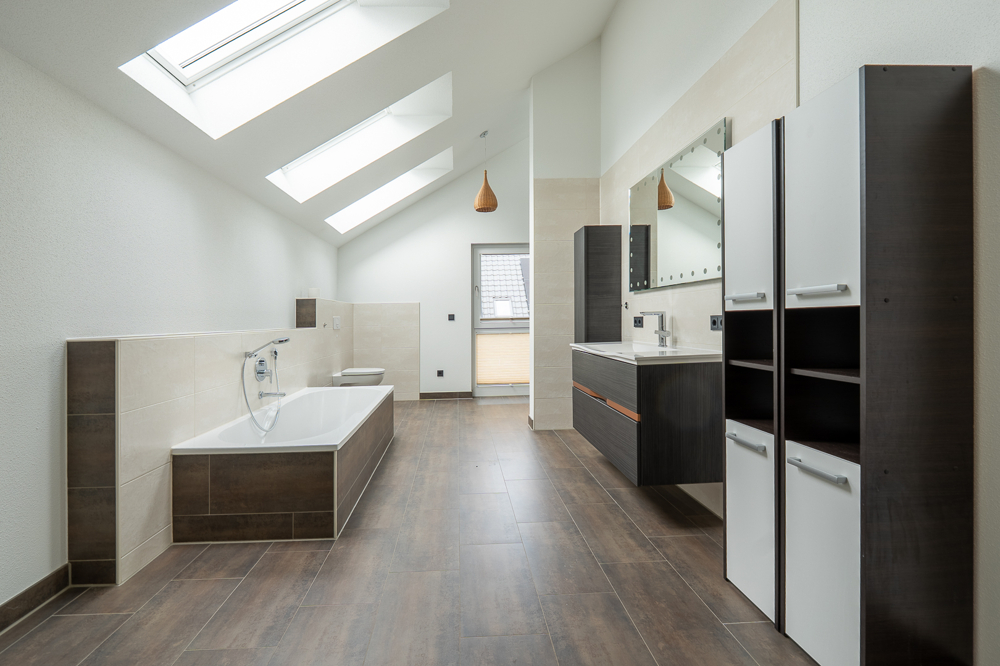 Badezimmer (OG)