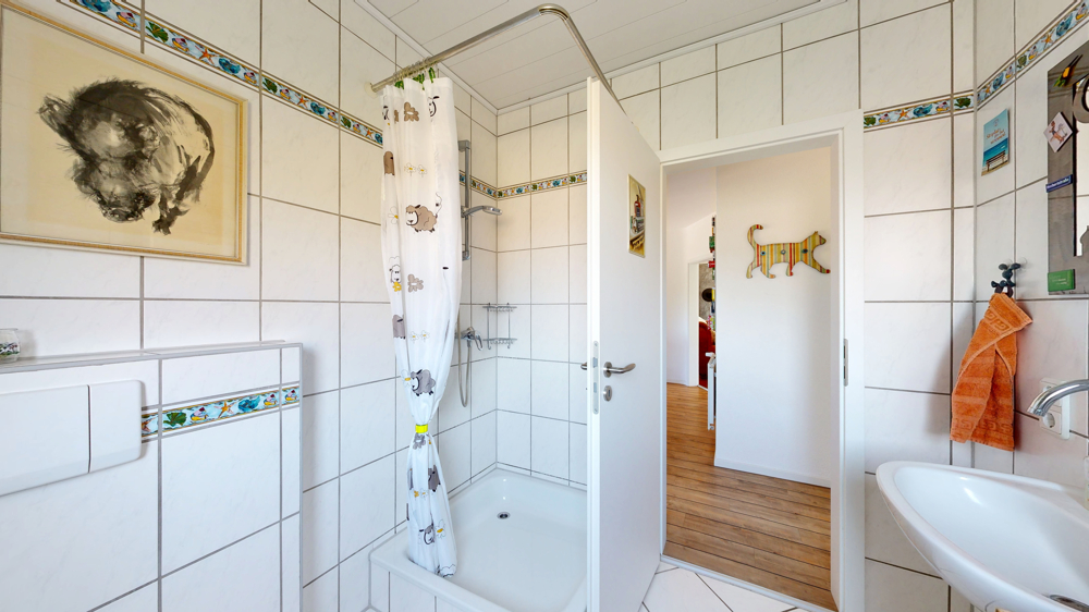 Badezimmer EG