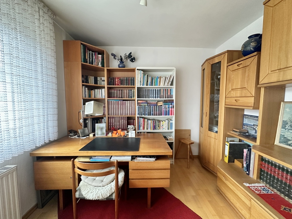Arbeitszimmer 1. OG