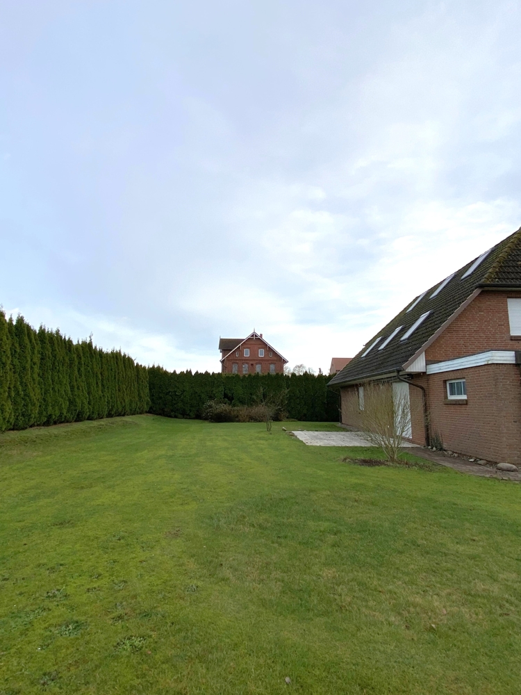 Garten mit Terrasse