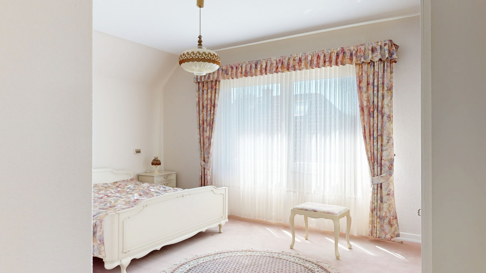 Schlafzimmer OG