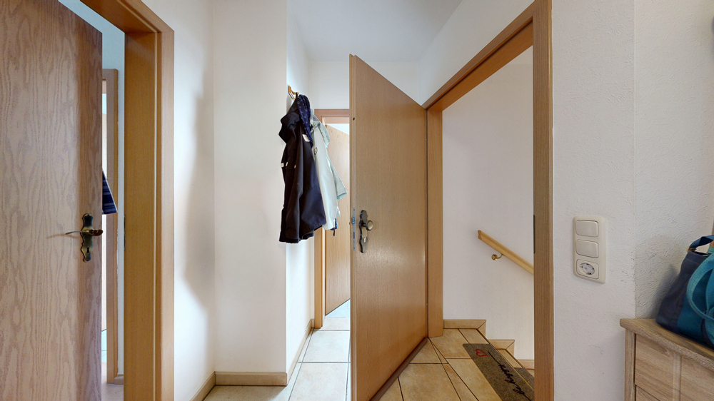 Flur/Eingang Einliegerwohnung