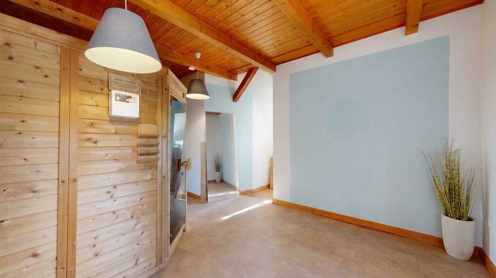 Zimmer 5 mit Sauna (OG)