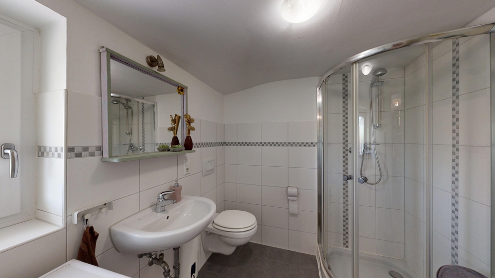 Badezimmer 2