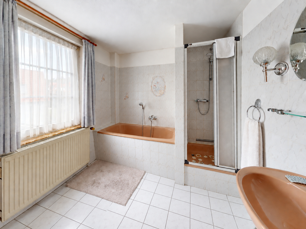 Badezimmer (OG)