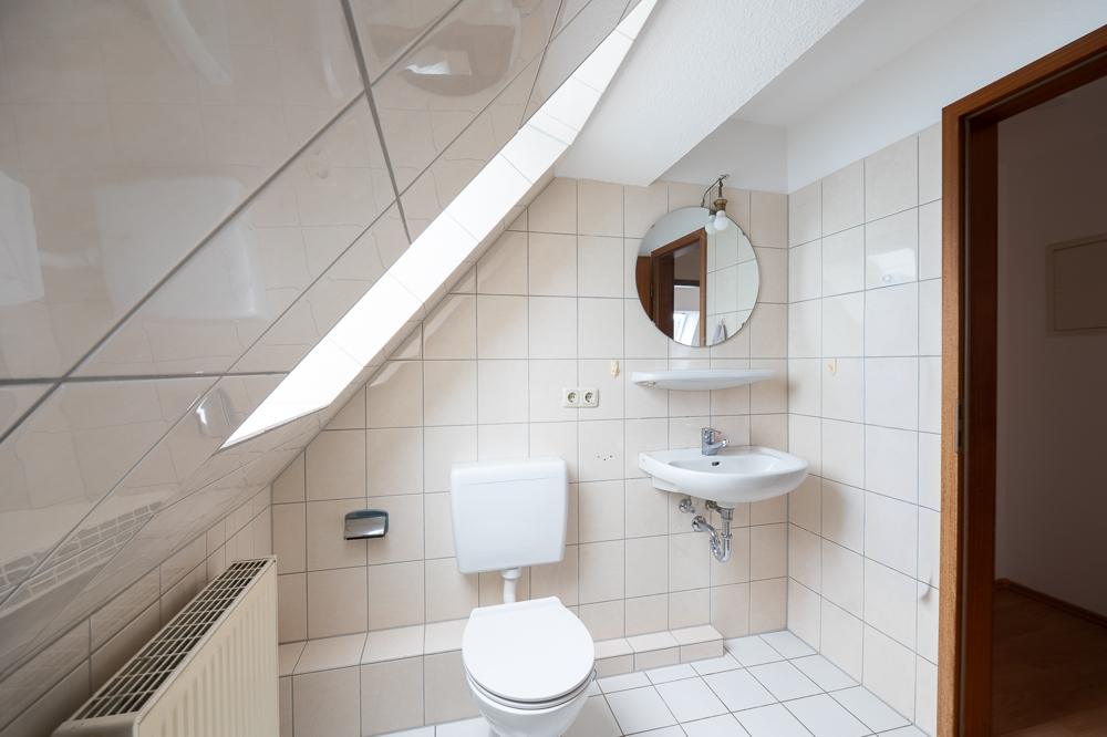 Badezimmer Ansicht 1