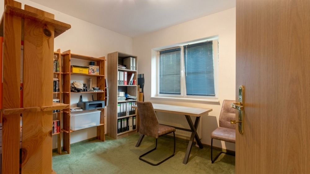Arbeitszimmer EG
