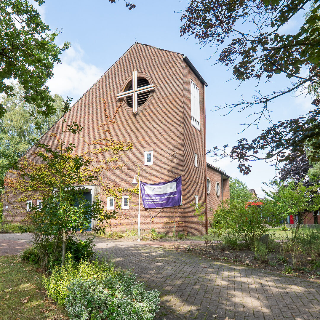 Kirche in Ashausen – Immobilienmakler Stelle - Neubauer Immobilien