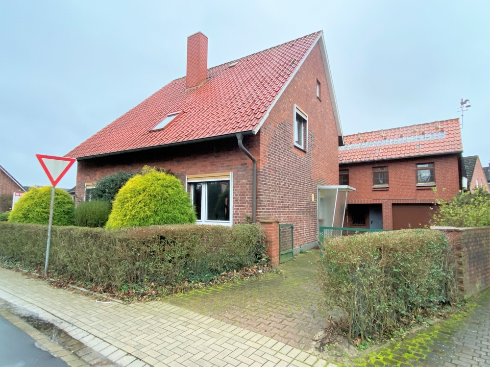 Einfamilienhaus in Winsen (Luhe) mit viel Potenzial und Platz für Hobbys! - Außenansicht