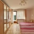 Geräumiges stilvolles Einfamilienhaus mit großem Garten im schönen Borstel/Winsen (Luhe) - Schlafzimmer